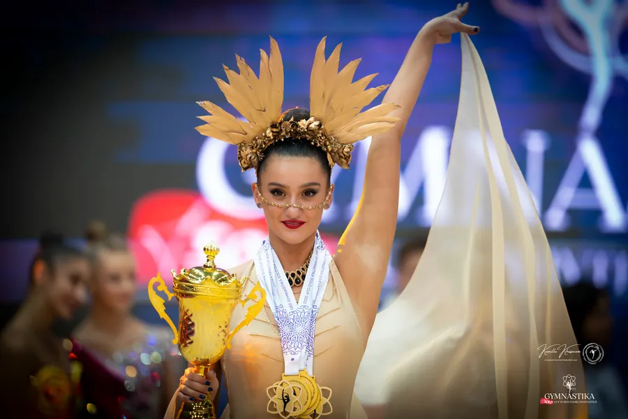 GYMNASTIKA SOLO CUP — with the trophy